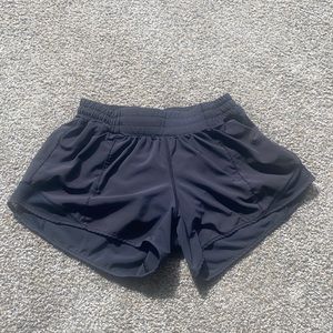 Lululemon black hotty hot shorts